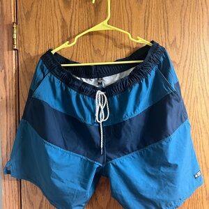 Salty Crew Men Swim trunk size XL